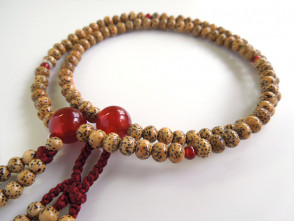 Seigetsu Linden tree seeds & Agate 5mm beads Nichiren Buddhism Nenju with garnet knot ball tassels